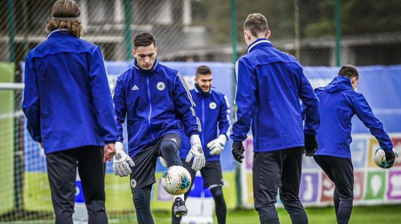 Latvijas U21 spēlētāji 12. novembra treniņā Rīgā. Foto: LFF