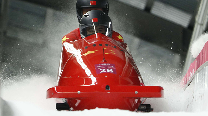 Ķīnas bobsleja ekipāža. Foto: Reuters/Scanpix