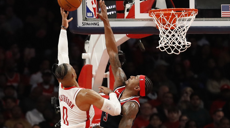 Rasels Vestbruks un Bredlijs Bīls 2019. gada 30. oktobrī. Foto: USA Today/Scanpix