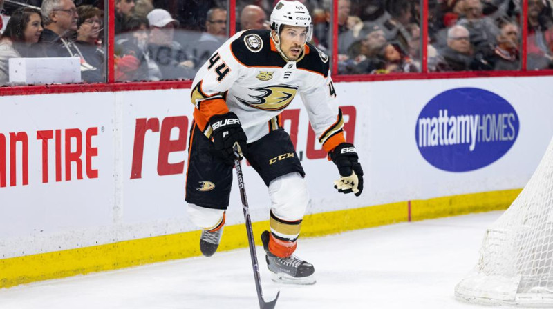 Maikls Del Zotto "Ducks" sastāvā. Foto: nhl.com