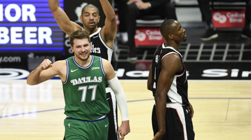 Luka Dončičs spēlē pret "Clippers". Foto: AP/Scanpix