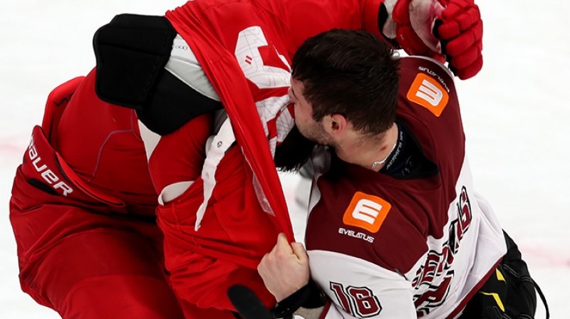 Mārtiņš Dzierkals kaujas. Foto: HC Spartak