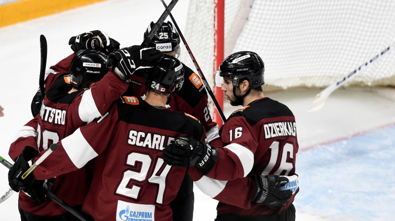 Rīgas "Dinamo" hokejisti. Foto: Edijs Pālens/Xinhua/ZUMAPRESS.com/Scanpix