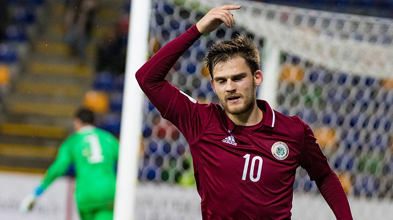 Valērijs Šabala pēdējā izlases spēlē Skonto stadionā 2017. gadā. Foto: LFF