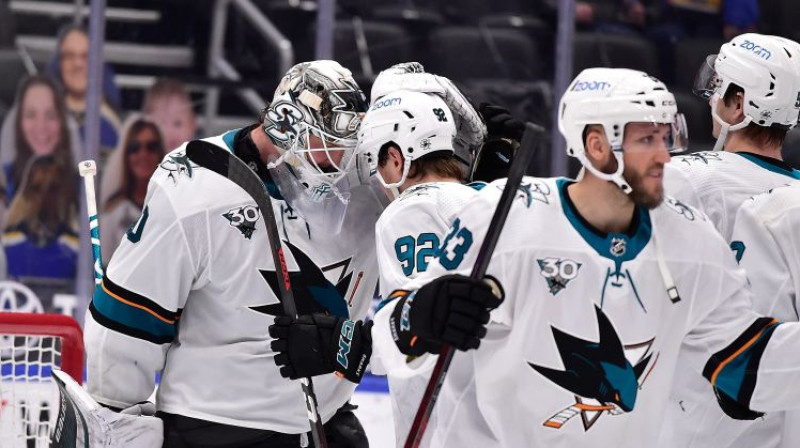 Rūdolfs Balcers (nr. 92) kopā ar komandas biedriem. Foto: USA Today Sports/Scanpix