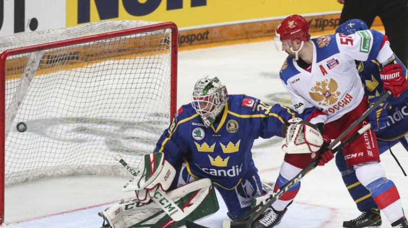Krievija pārspēj Zviedriju. Foto: EPA/Scanpix