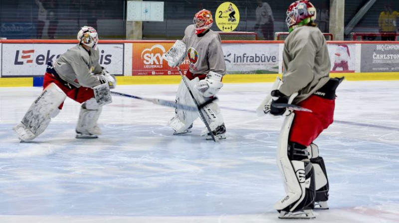 Baltkrievijas izlases vārtsargi. Foto: hockey.by