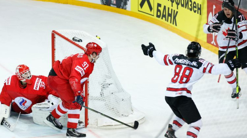 Kanādieši atzīmē vārtu guvumu. Foto: Zumapress.com/Scanpix