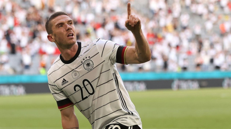 Vācijas izlases futbolists Robins Gozenss svin vārtu guvumu. Foto: Reuters/Scanpix