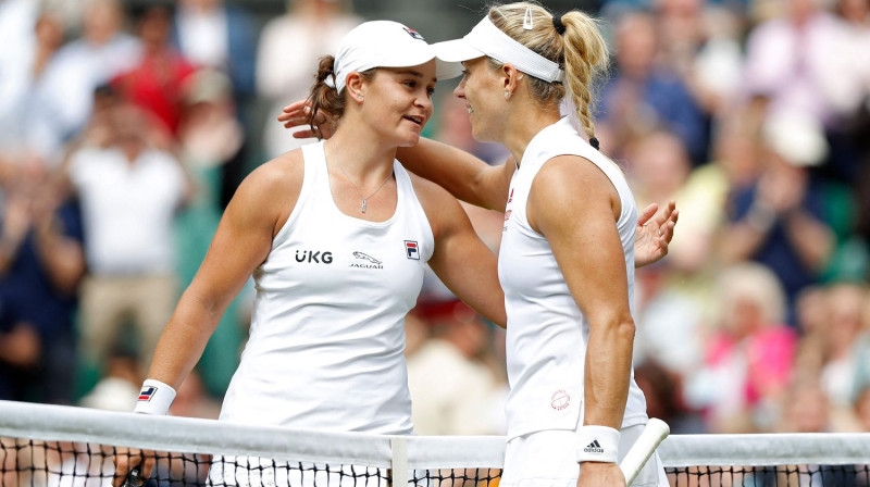 Ešlija Bārtija un Andželika Kerbere. Foto: AFP/Scanpix