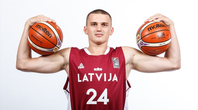 Andrejs Gražulis un Latvijas vīriešu valstsvienība: piektā vieta "EuroBasket 2017". Foto: FIBA