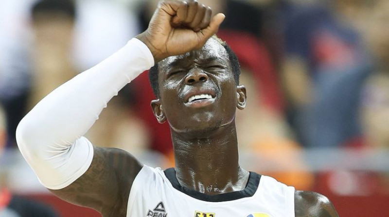 Deniss Šrēders. Foto: imago images/Xinhua/Scanpix