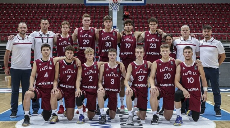 Latvijas U18 izlase Konjā. Foto: FIBA