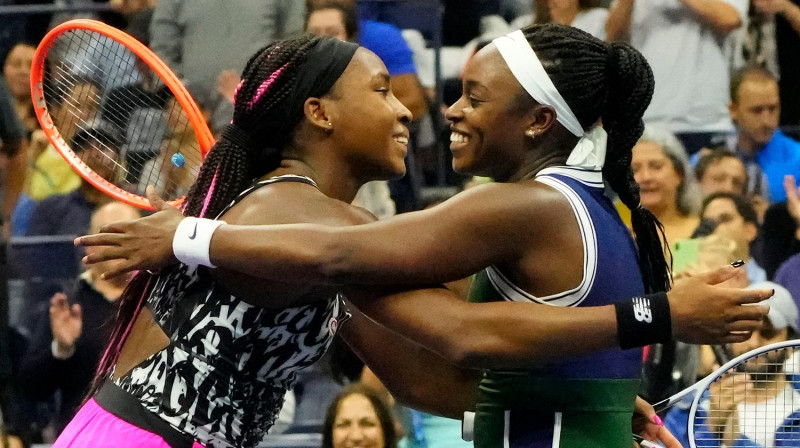 Koko Gofa un Slouna Stīvensa. Foto: USA Today Sports/Scanpix