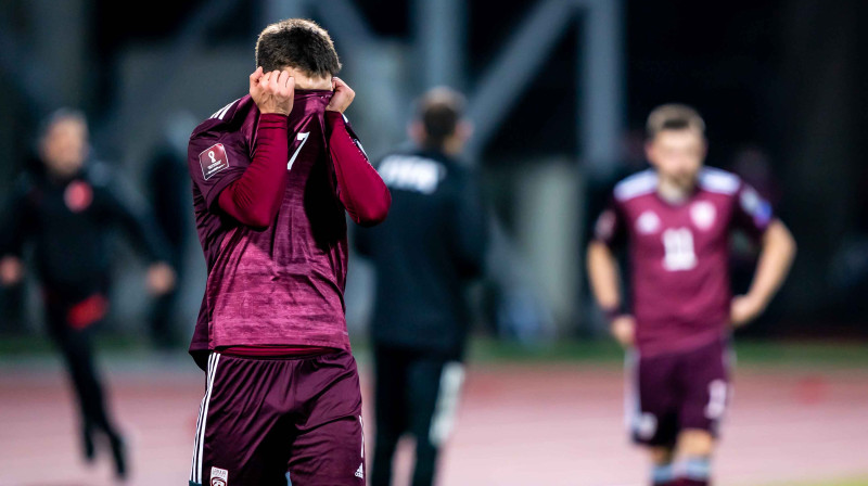 Daniels Ontužāns slēpj sarūgtinājumu. Foto: LFF