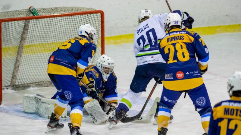 Rūdolfs Polcs pie HS "Rīga" vārtiem. Foto: Guntis Lazdāns/OHL