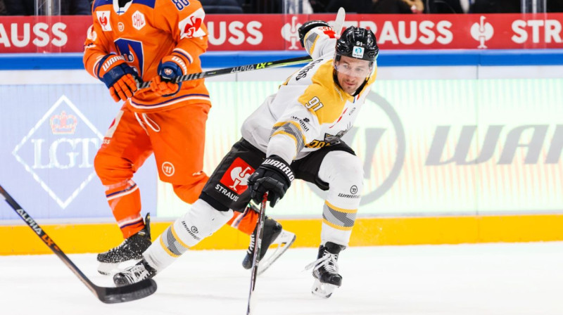 Rolands Vīgners. Foto: championshockeyleague.com