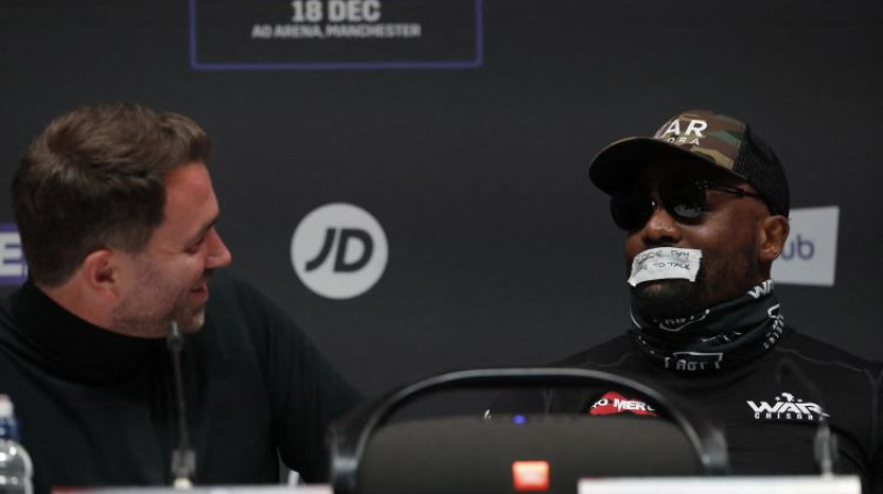 Dereks Čisora preses konferencē. Foto: Action Images via Reuters/Scanpix