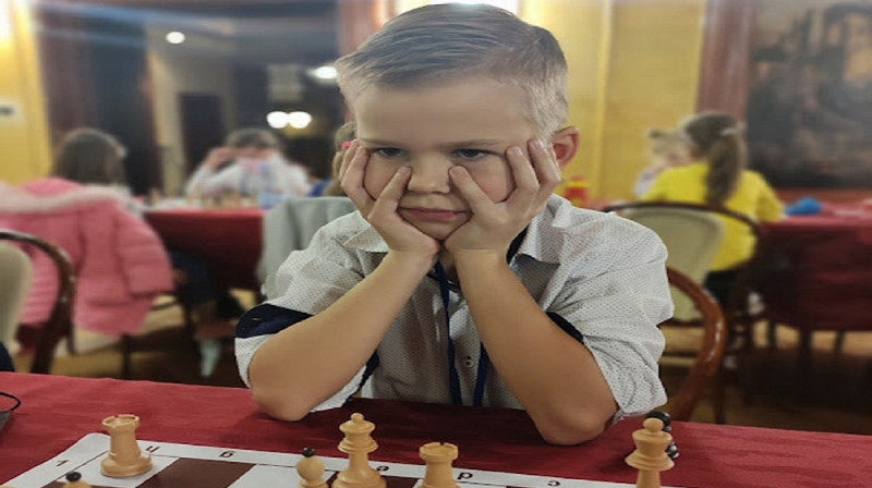 Nikolajs Platonovs Eiropas čempionātā Novisadā. Foto no youthchess.org.