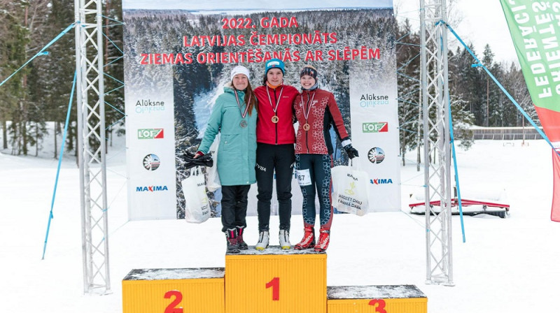 Pirmais trijnieks sievietēm sprintā. Foto: Latvijas orientēšanās federācija.