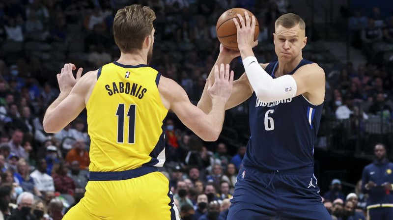 Domants Sabonis un Kristaps Porziņģis. Foto: USA Sports Today/Scanpix