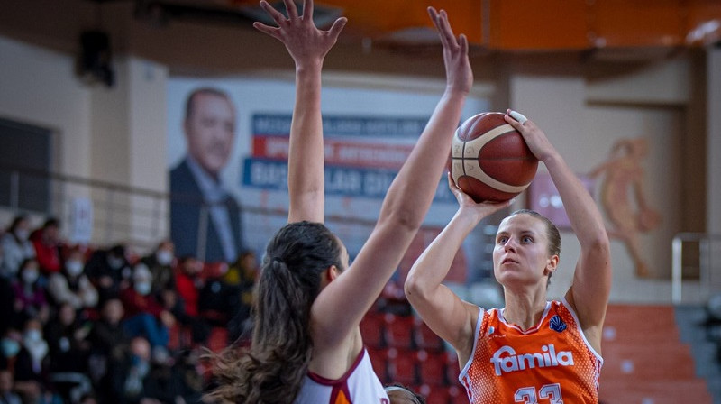 Kitija Laksa 2022. gada 2. februārī Stambulā. Foto: EuroLeague Women