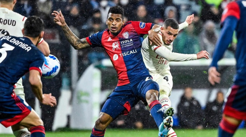 Išmaels Benasers gūst skaistus vārtus. Foto: SPO/Scanpix