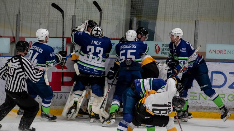 Asumi otrajā pusfinālspēlē. Foto: Guntis Lazdāns/OHL