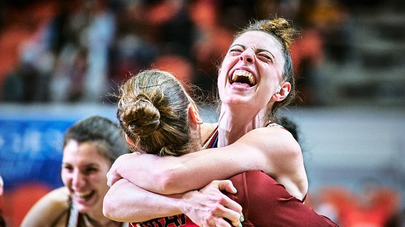 "Reyer" spēlētājas līksmo par iekļūšanu Eiropas kausa finālā. Foto: EuroCup Women