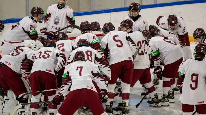 Latvijas U18 izlase. Foto: LHF
