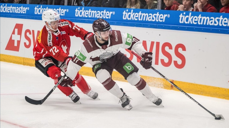 Mārtiņš Dzierkals. Foto:Swiss Hockey
