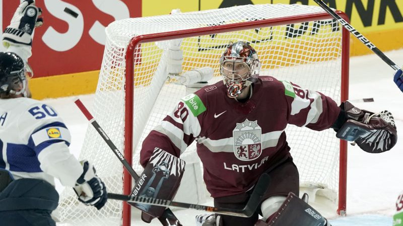 Elvis Merzļikins. Foto: Romāns Kokšarovs/F64