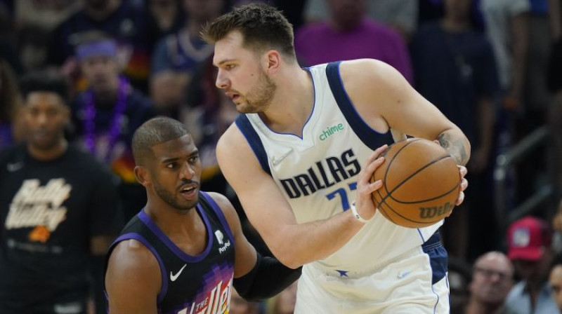 Kriss Pols pret Luku Dončiču. Foto: AP/Scanpix