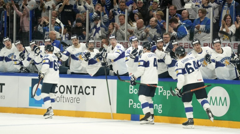 Somijas izlase. Foto: Romāns Kokšarovs/F64