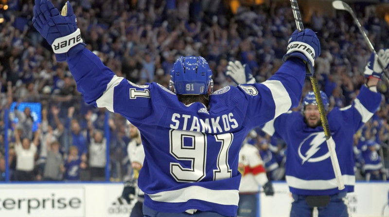 Stīvens Stemkoss svin vārtu guvumu. Foto: Chris O'Meara/AP/Scanpix