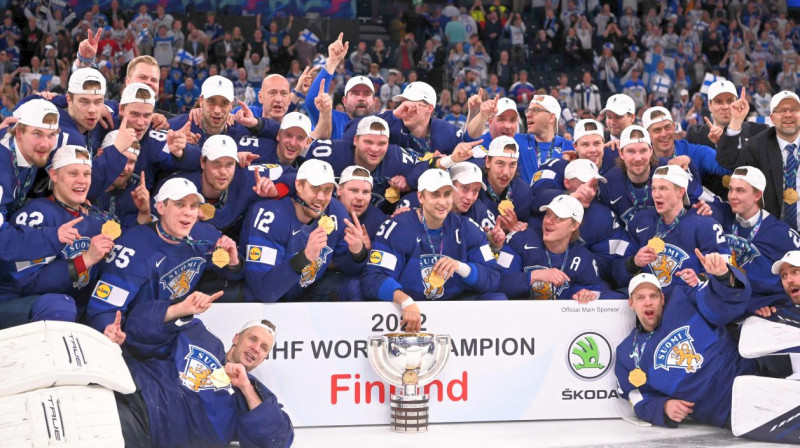 Somijas hokeja izlase - 2022. gada pasaules čempione. Foto: Jonathan Nackstrand/AFP/Scanpix