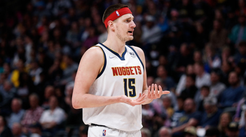 Denveras ''Nuggets'' līderis Nikola Jokičs (#15). Foto: USA Today Sports/Scanpix