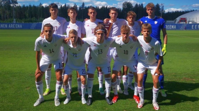 Latvijas U17 izlases futbolisti. Foto: LFF