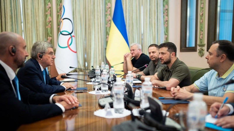 Tomass Bahs un Volodimirs Zelenskis 2022. gada 3. jūlijā Kijivā. Foto: president.ua