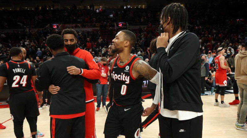 Deimiens Lilards (centrā). Foto: USA Today Sports/Scanpix