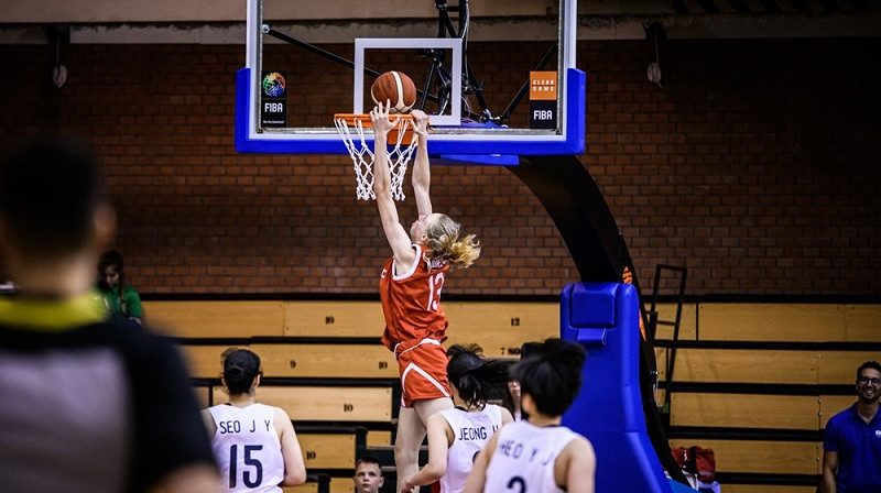 Tobija Lī Furnjē spēlē pret Koreju 2022. gada 10. jūlijā Debrecenā. Foto: FIBA