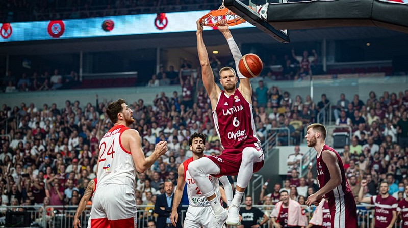 Kristaps Porziņģis 2022. gada 25. augustā Rīgā. Foto: Mikus Kļaviņš/FIBA