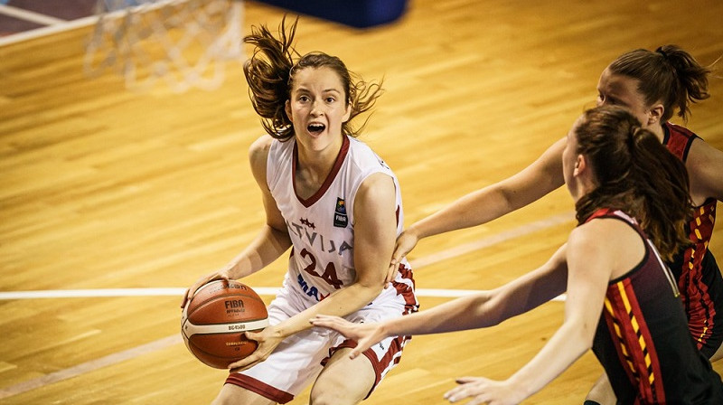 Raina Tomašicka Eiropas U18 čempionātā Krētā. Foto: FIBA