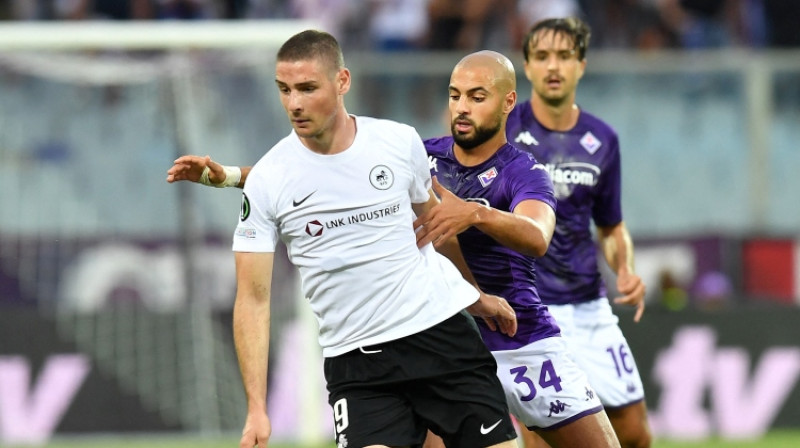 Andrejs Iličs spēlē pret "Fiorentina". Foto:: Reuters/Scanpix