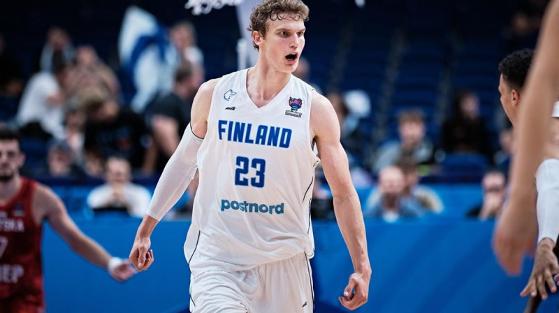 Somijas līderis Lauri Markanens (#23) Somijas uzvarā pār Horvātiju ''EuroBasket 2022'' ietvaros. Foto: FIBA