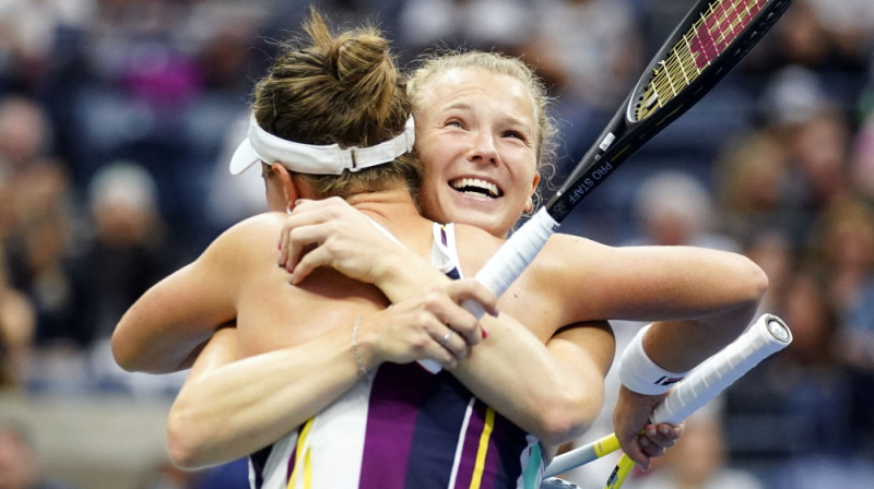 Barbora Krejčīkova un Kateržina Siņakova. Foto: USA Today Sports/Scanpix