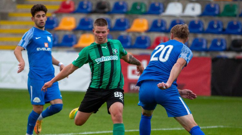 Ritus Krjaukļa (#20) pēdējā epizode Virslīgas karjerā? Foto: Kristians Putniņš/FK Auda