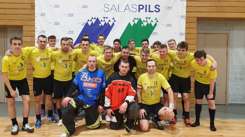 ''Saulkalnes'' florbolisti. Foto: floorball.lv