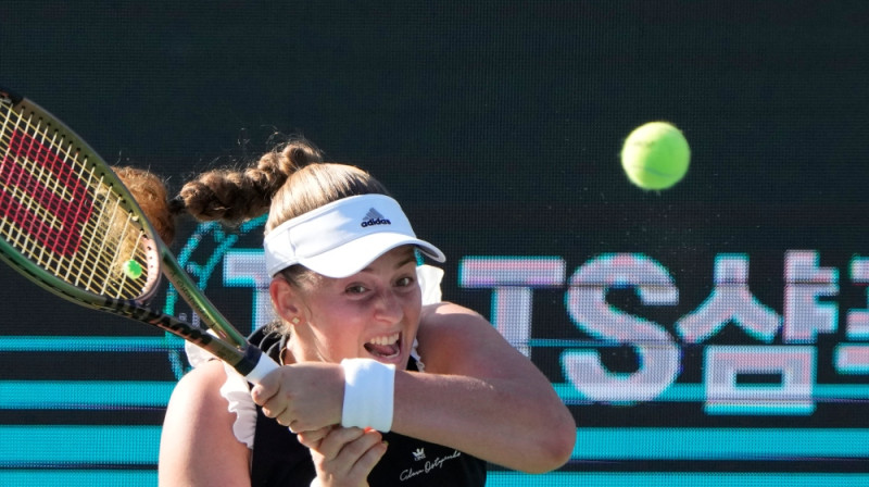 Aļona Ostapenko. Foto: AP/Scanpix