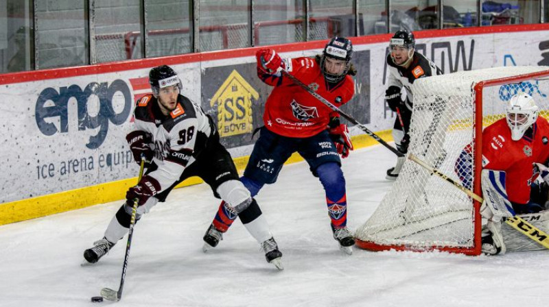 Patriks Zabusovs piedalījās visos trijos vārtu guvumos. Foto: Agris Bricis/LHF